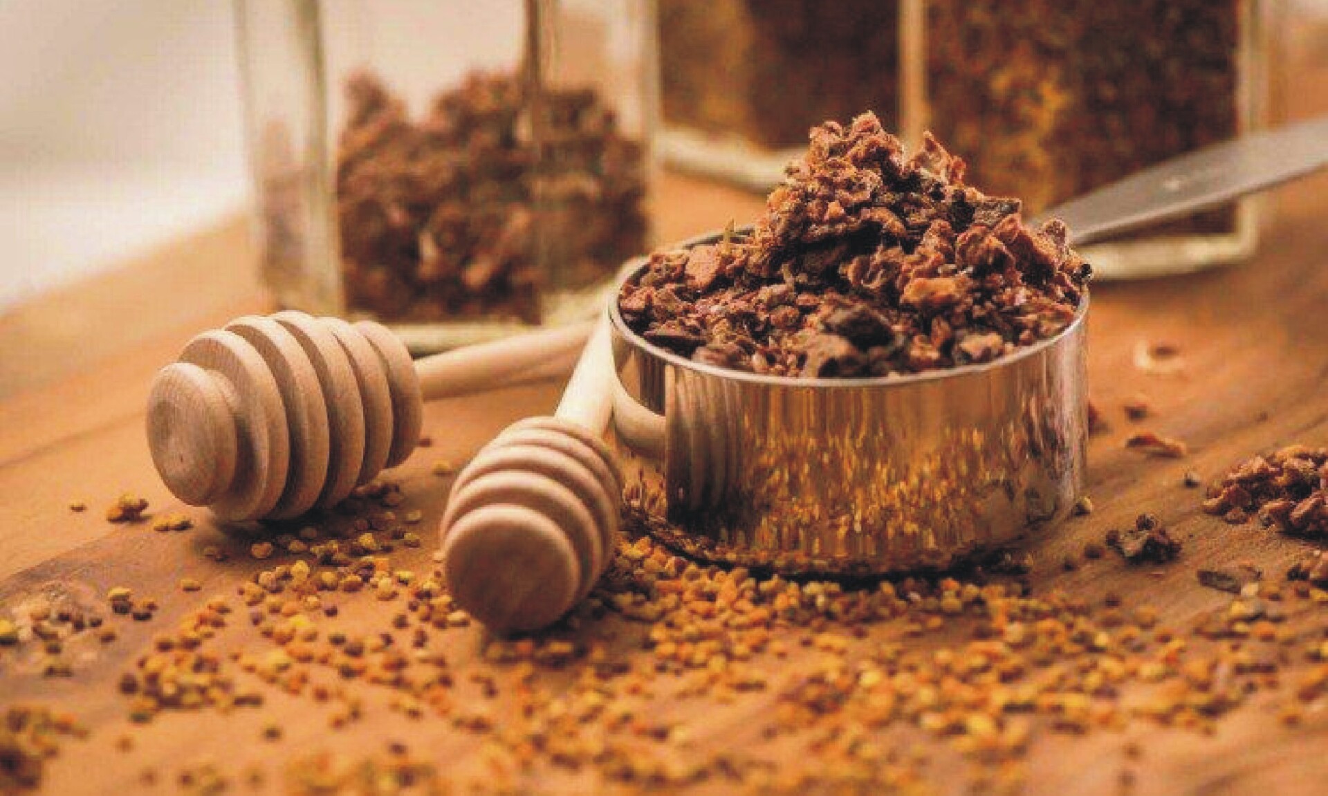 naturalszop Dlaczego konsekwentna suplementacja pyłku pszczelego i pierzgi jest kluczem do sukcesu? 2 naturalszop pierdz